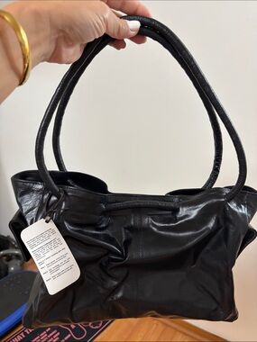 Black Leather Shoulder Bag - Unbranded